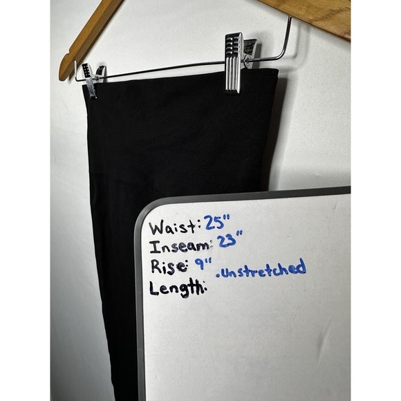 SPANX Look At Me Now Seamless Black Ankle Zip Leggings Size‎ Medium Style 20191R - Picture 6 of 6